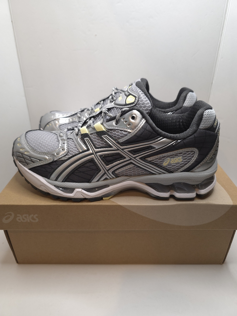 ASICS Gel-Nimbus 10.1 Piedmont Grey Graphite Grey NEW 1203A543023 size 7.5M/9W